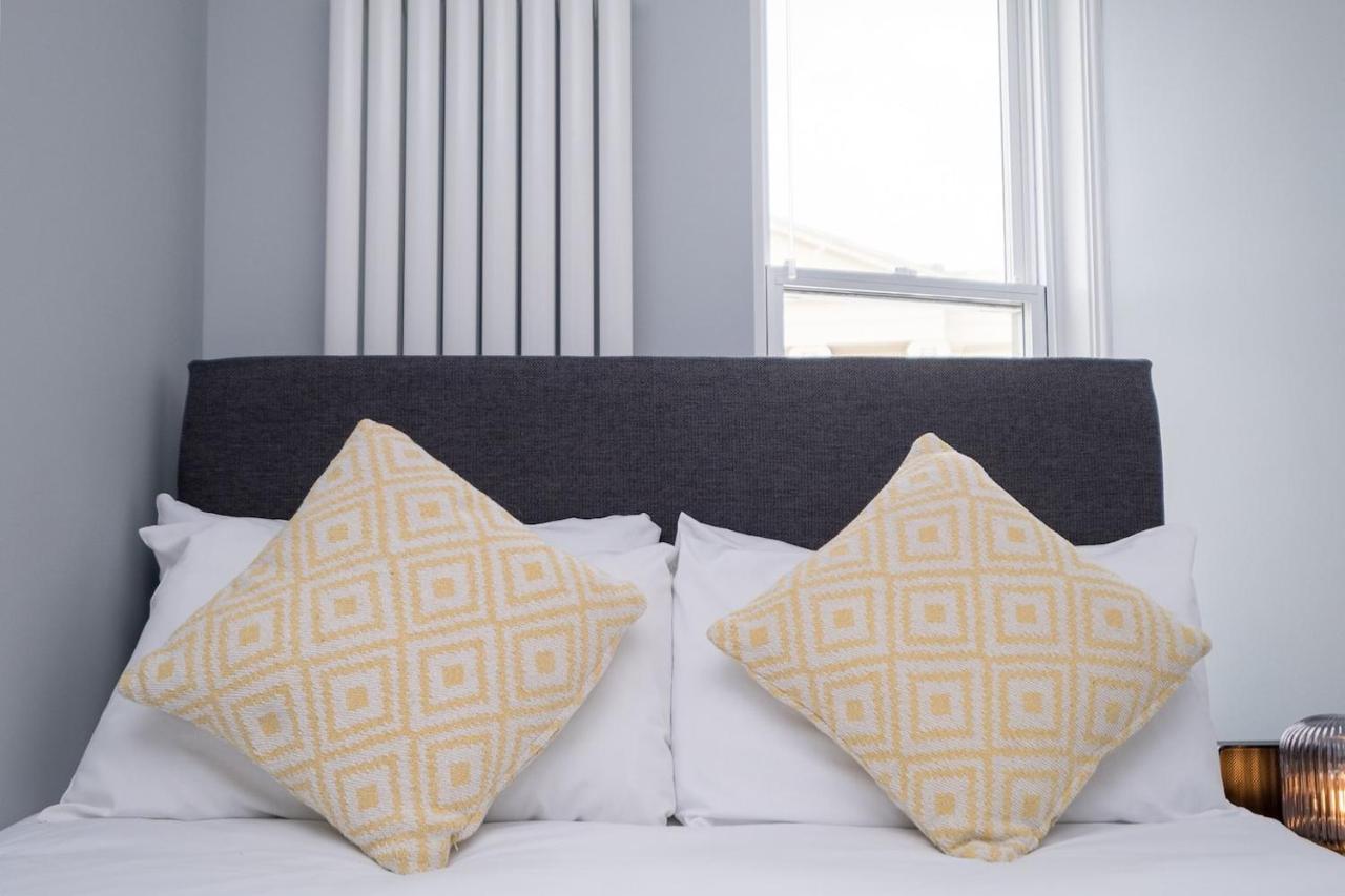 Modern Apartments With Sea Views, Steps From Brighton Beach & The Royal Pavilion Exterior foto
